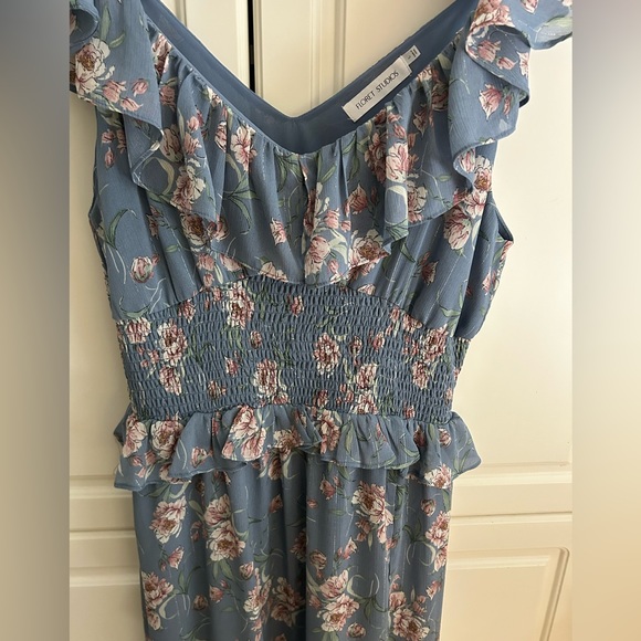 Floret Studios Luna Floral Smocked Midi Dress - Picture 4 of 5